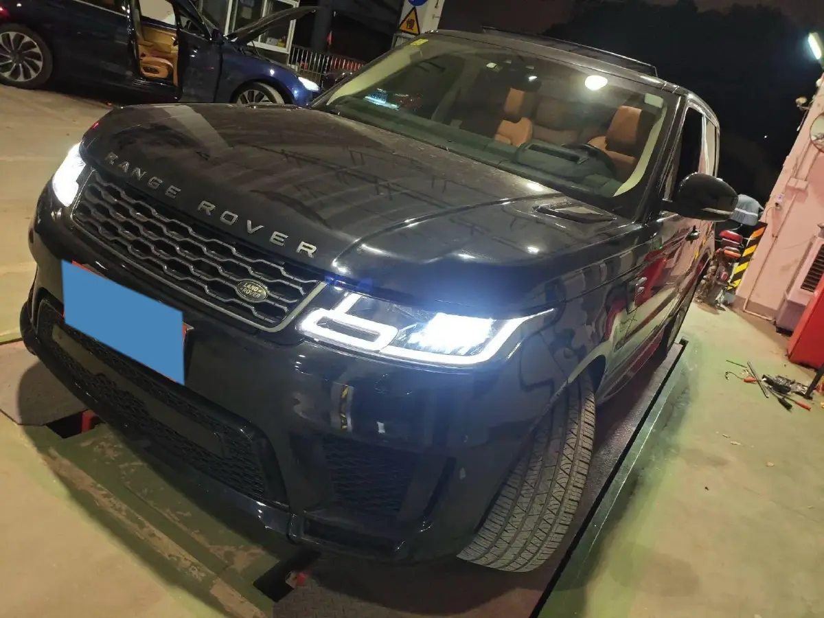 2020 Land Rover Range Rover Sport 3.0T 360HP L6 8AT
