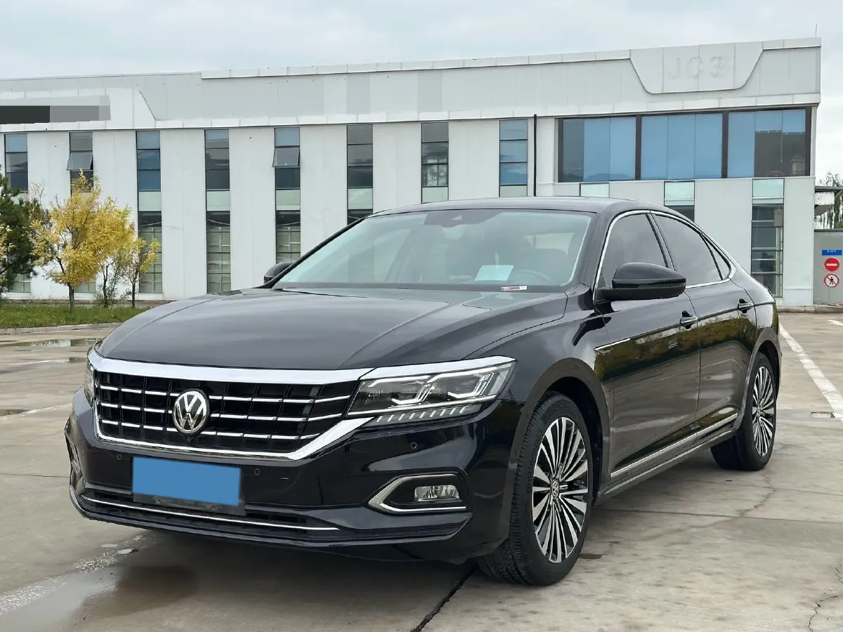 2019 Ford Taurus 2.0T 245HP L4 8AT,autocango,china used car exporter,china ev exporter,chinese used car exporter,chinese used ev exporter