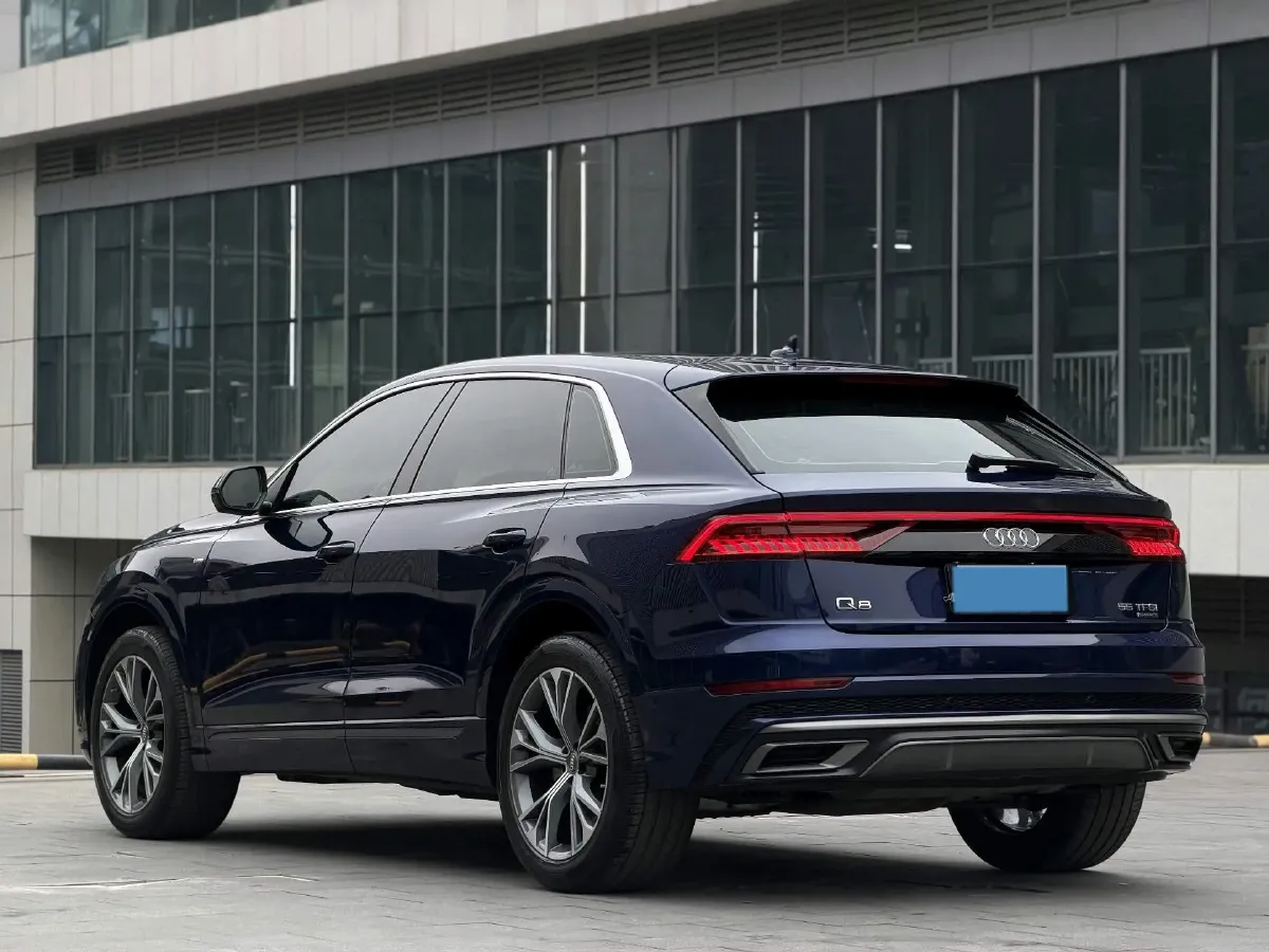 2019 Audi Q8 3.0T 340HP V6 8AT,autocango,china used car exporter,china ev exporter,chinese used car exporter,chinese used ev exporter