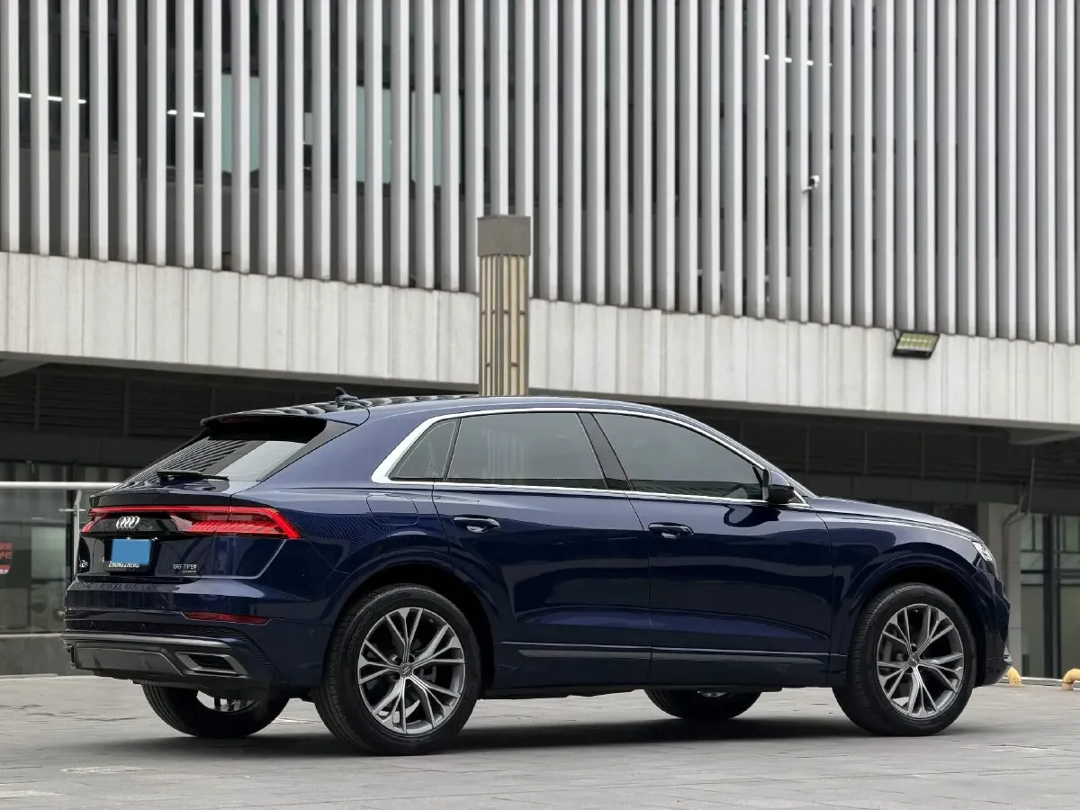 2019 Audi Q8 3.0T 340HP V6 8AT,autocango,china used car exporter,china ev exporter,chinese used car exporter,chinese used ev exporter