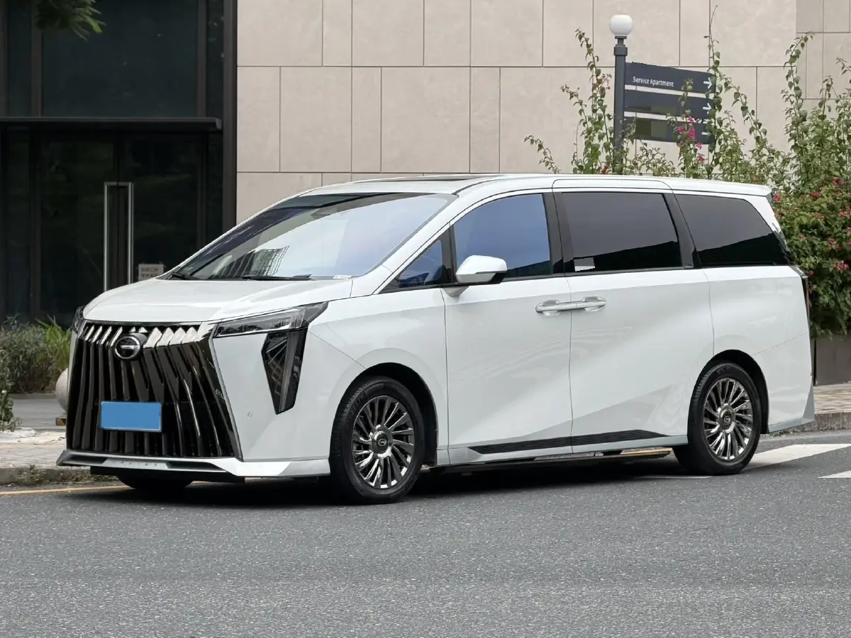 2023 GAC Trumpchi M8 2.0T 252HP L4 8AT