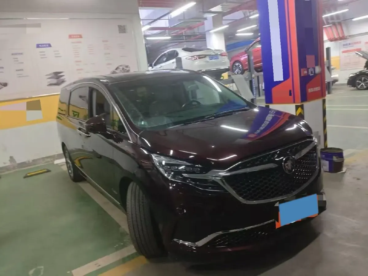 2022 Buick GL8 2.0T 237HP L4 9AT,autocango,china used car exporter,china ev exporter,chinese used car exporter,chinese used ev exporter