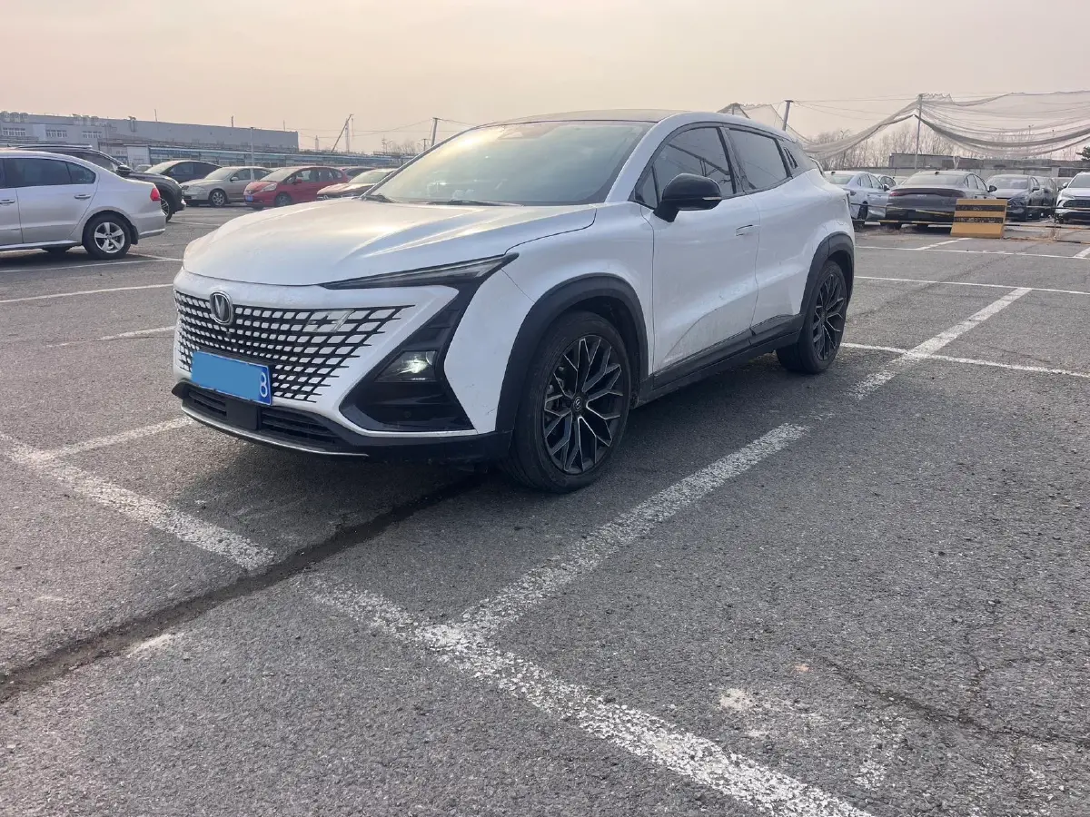 2022 ChangAn UNI-T 1.5T 188HP L4 7DCT