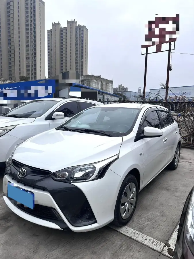 2020 Toyota Yaris L 1.5L 110HP L4 CVT