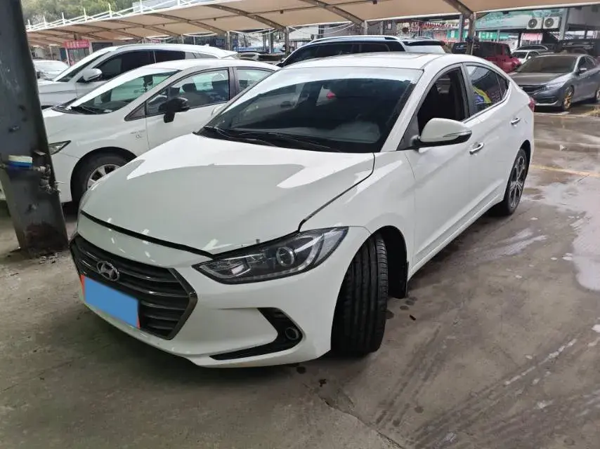 2018 Hyundai Elantra 1.4T 130HP L4 7DCT