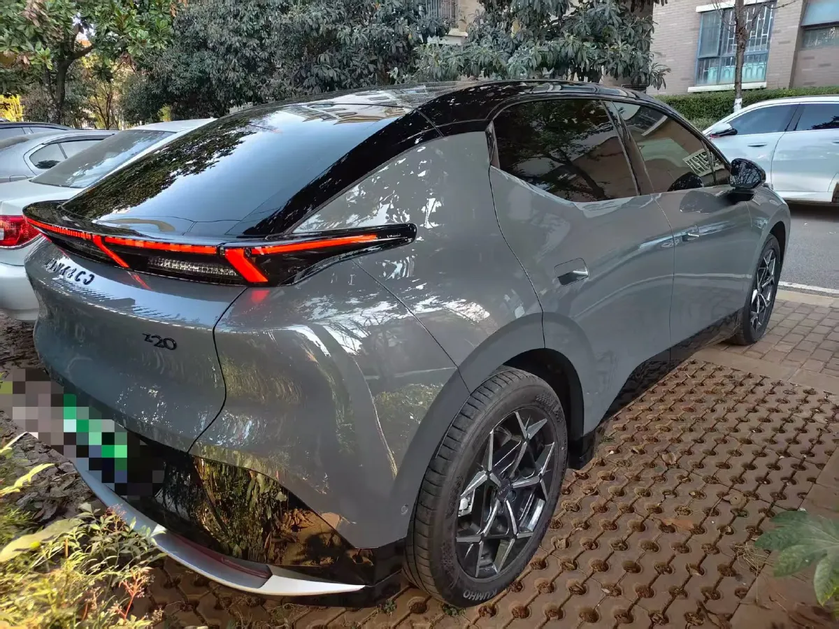 2025 Jetour Freeman 1.5T 184HP L4 7DCT,autocango,china used car exporter,china ev exporter,chinese used car exporter,chinese used ev exporter