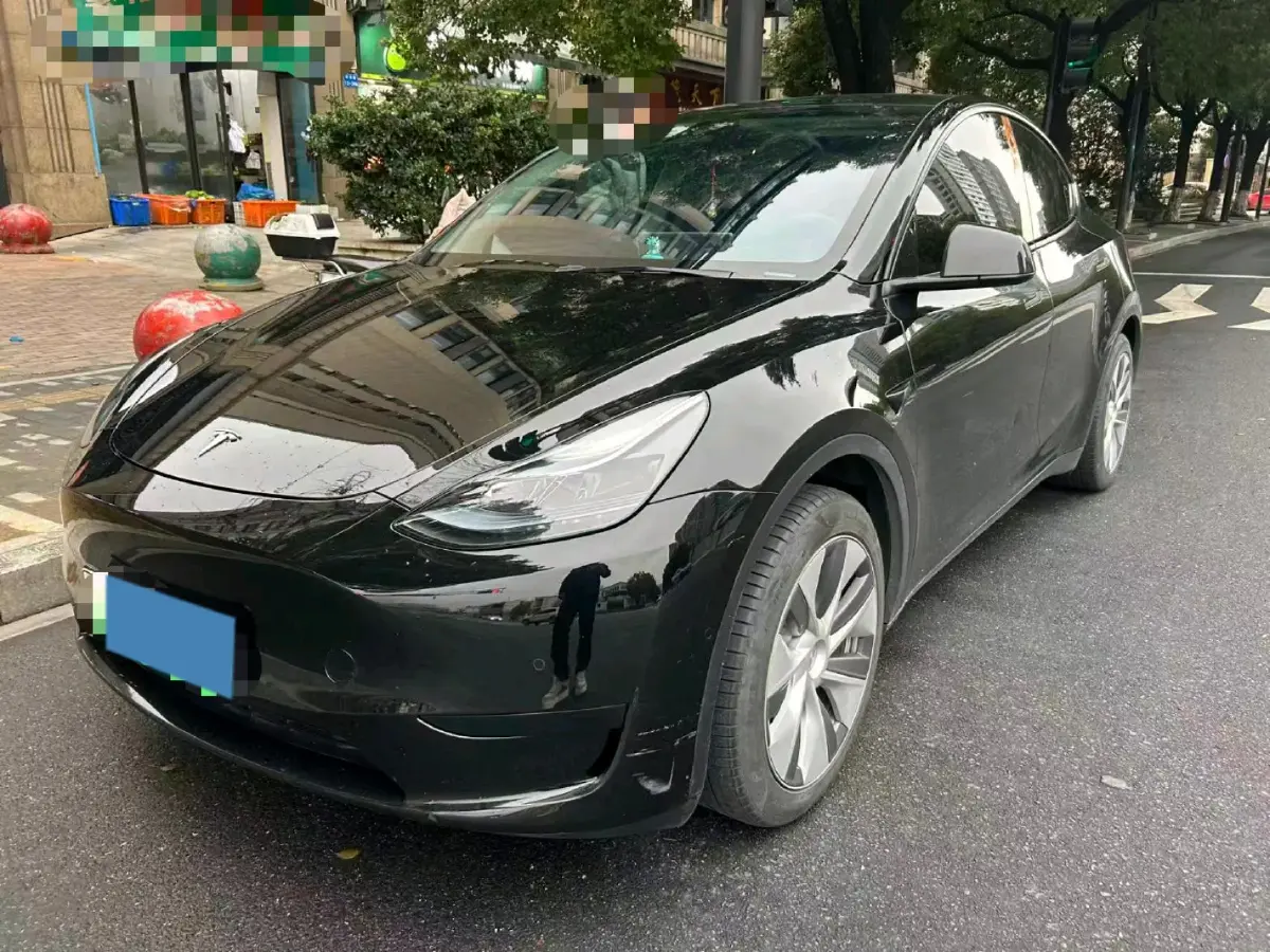 2022 Tesla Model Y BEV 60KWH