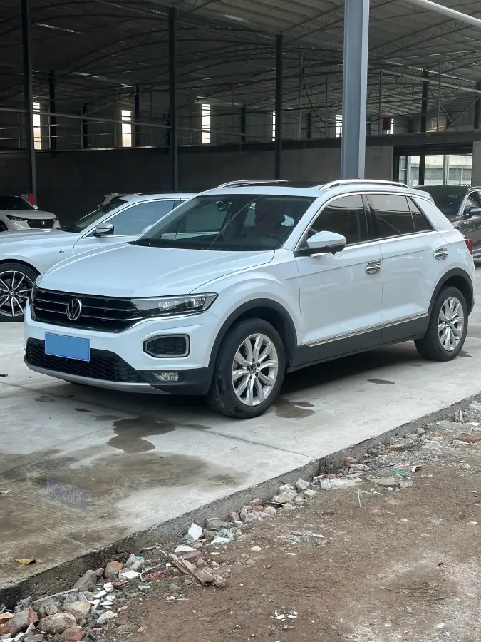 2022 Volkswagen T-Roc 1.4T 150HP L4 7DCT