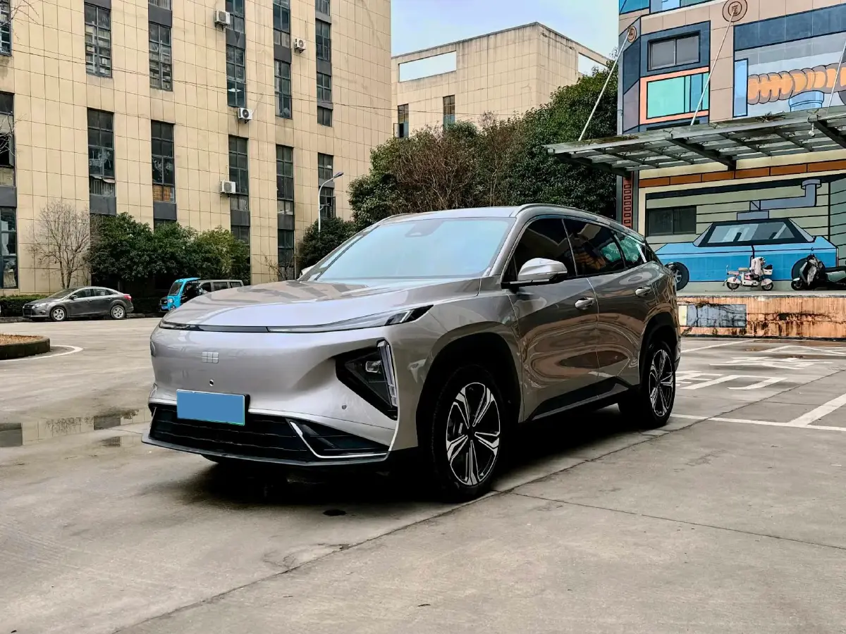 2025 Geely Galaxy L7 1.5L 112HP L4 1DHT PHEV 18.4KWH