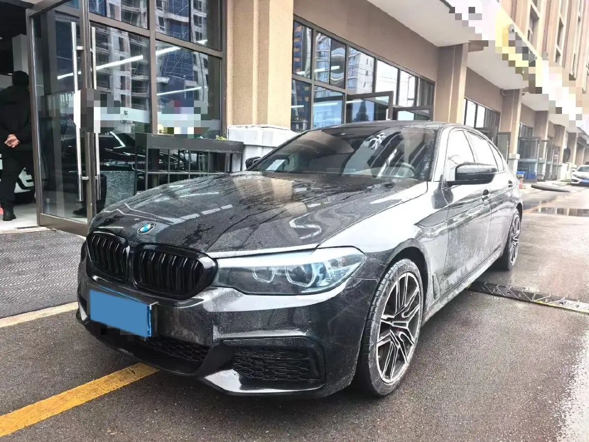 2020 BMW 5 Series 2.0T 184HP L4 8AT