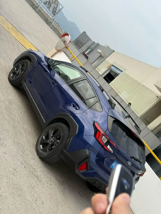2024 Subaru Crosstrek 2.5L 169HP H4 CVT,autocango,china used car exporter,china ev exporter,chinese used car exporter,chinese used ev exporter