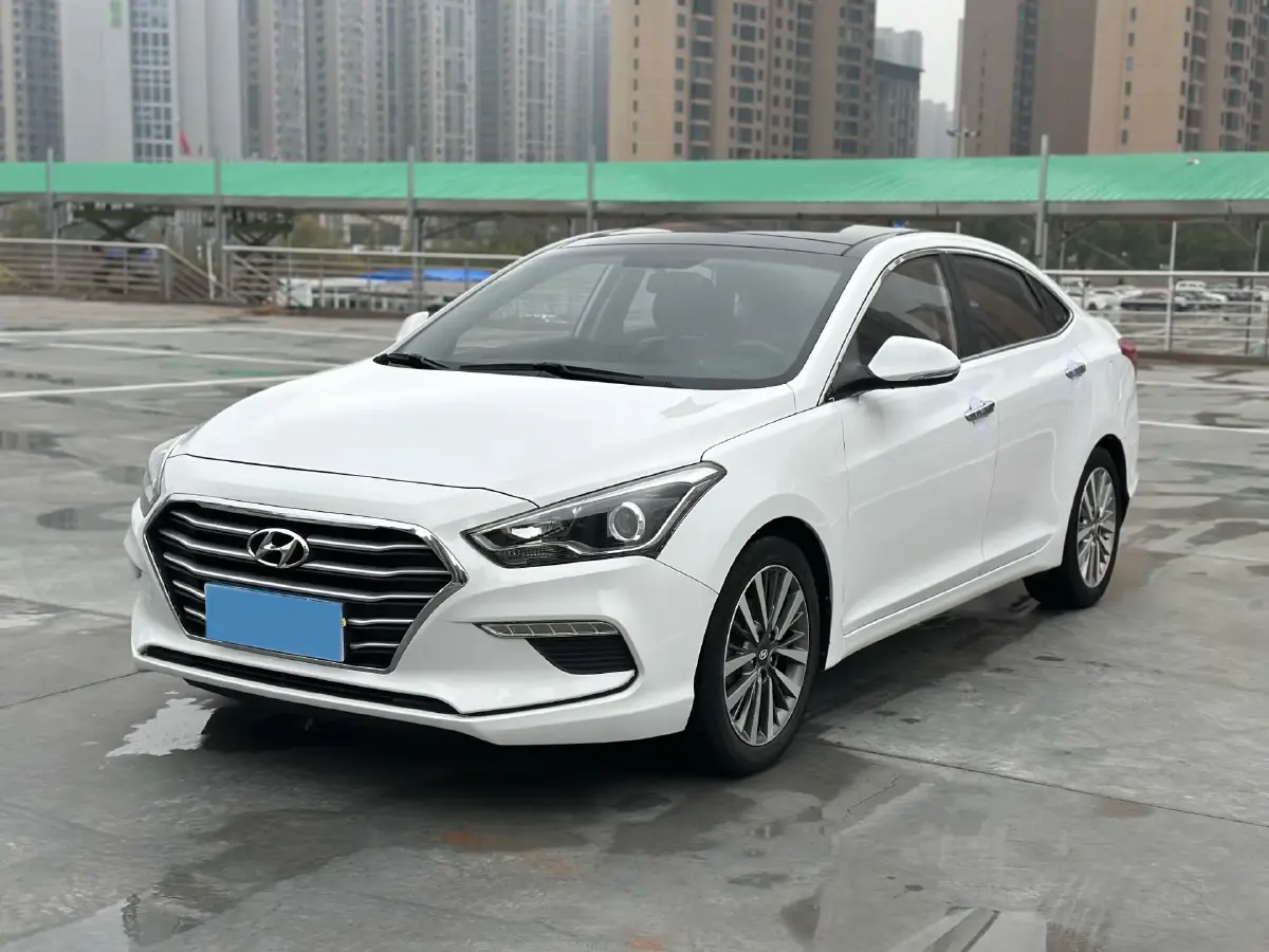 2017 Hyundai Mistra 1.8L 143HP L4 6AT