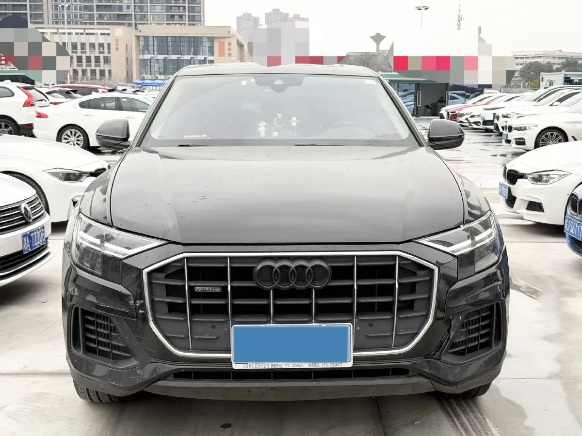 2022 Audi Q8 3.0T 340HP V6 8AT,autocango,china used car exporter,china ev exporter,chinese used car exporter,chinese used ev exporter