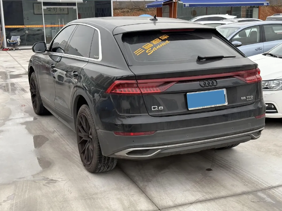 2022 Audi Q8 3.0T 340HP V6 8AT,autocango,china used car exporter,china ev exporter,chinese used car exporter,chinese used ev exporter