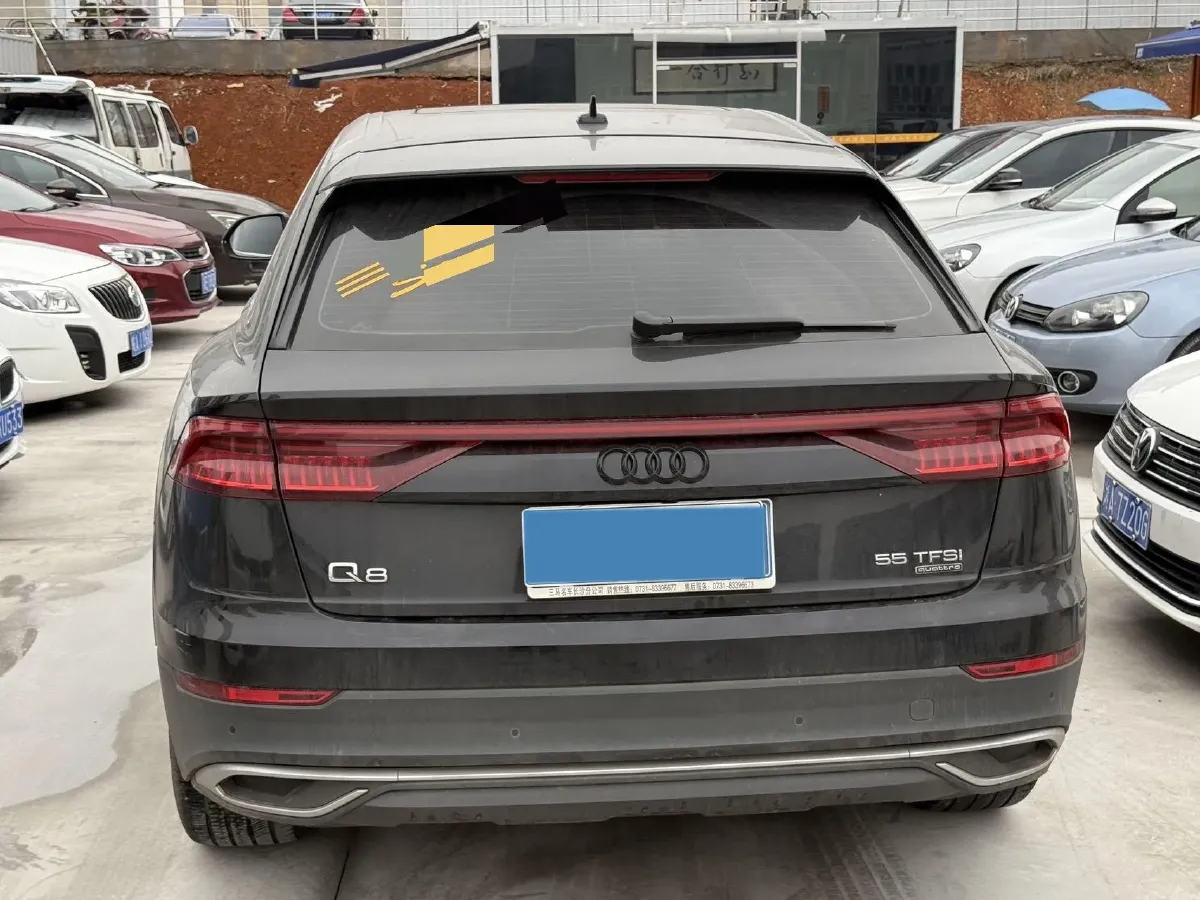2022 Audi Q8 3.0T 340HP V6 8AT,autocango,china used car exporter,china ev exporter,chinese used car exporter,chinese used ev exporter
