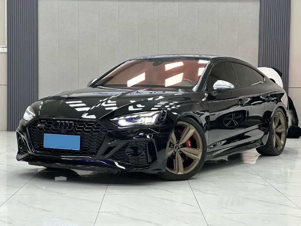 2020 Audi RS 5 2.9T 450HP V6 8AT,autocango,china used car exporter,china ev exporter,chinese used car exporter,chinese used ev exporter