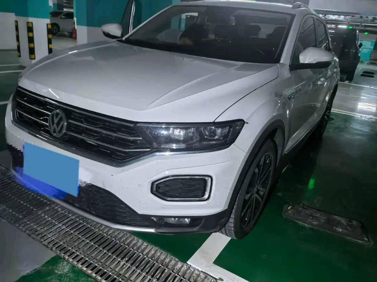 2019 Volkswagen T-Roc 1.4T 150HP L4 7DCT