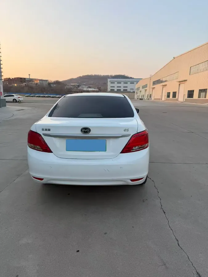 2018 BYD e5 BEV 60.48KWH,autocango,china used car exporter,china ev exporter,chinese used car exporter,chinese used ev exporter
