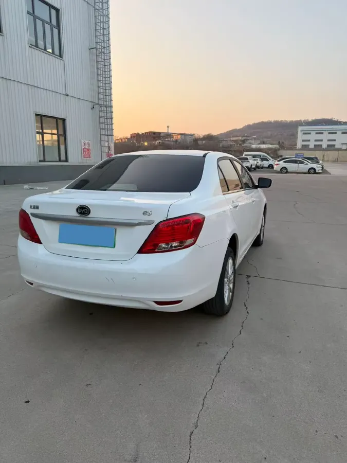 2018 BYD e5 BEV 60.48KWH,autocango,china used car exporter,china ev exporter,chinese used car exporter,chinese used ev exporter