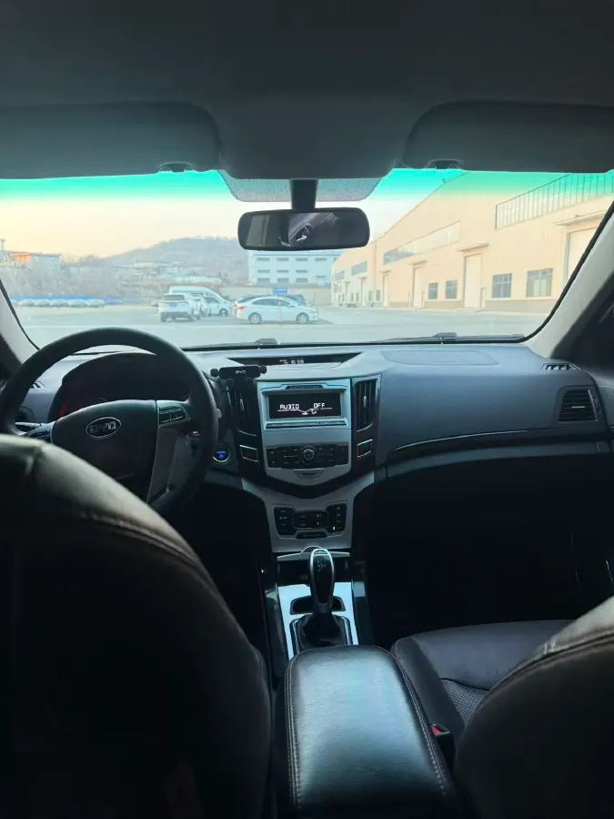 2018 BYD e5 BEV 60.48KWH,autocango,china used car exporter,china ev exporter,chinese used car exporter,chinese used ev exporter