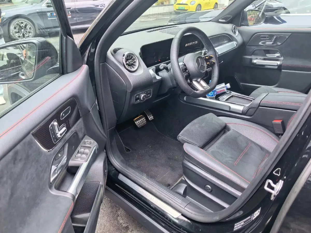 2024 Mercedes-Benz GLB AMG 2.0T 306HP L4 8DCT,autocango,china used car exporter,china ev exporter,chinese used car exporter,chinese used ev exporter