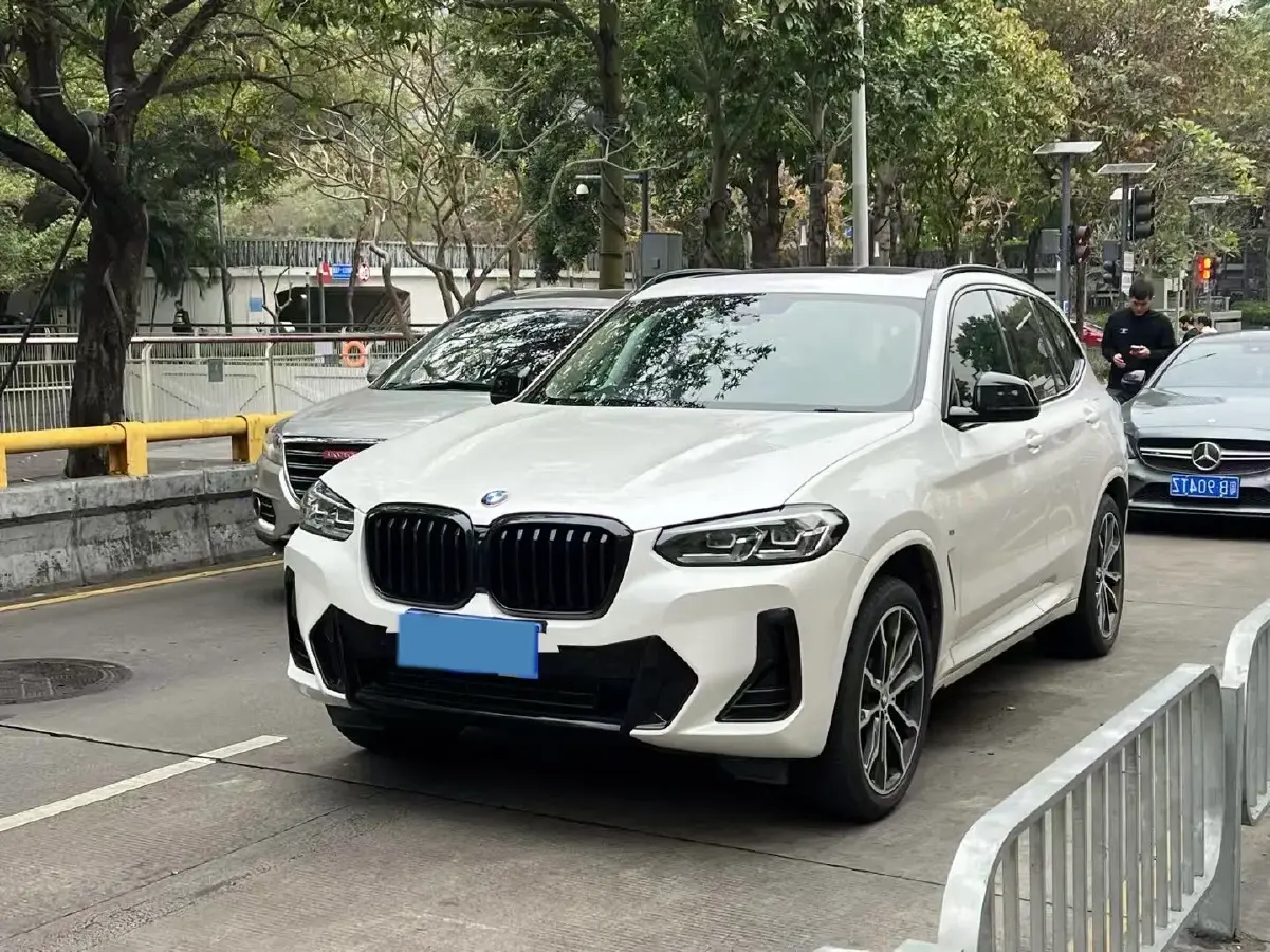 2022 BMW X3 2.0T 252HP L4 8AT