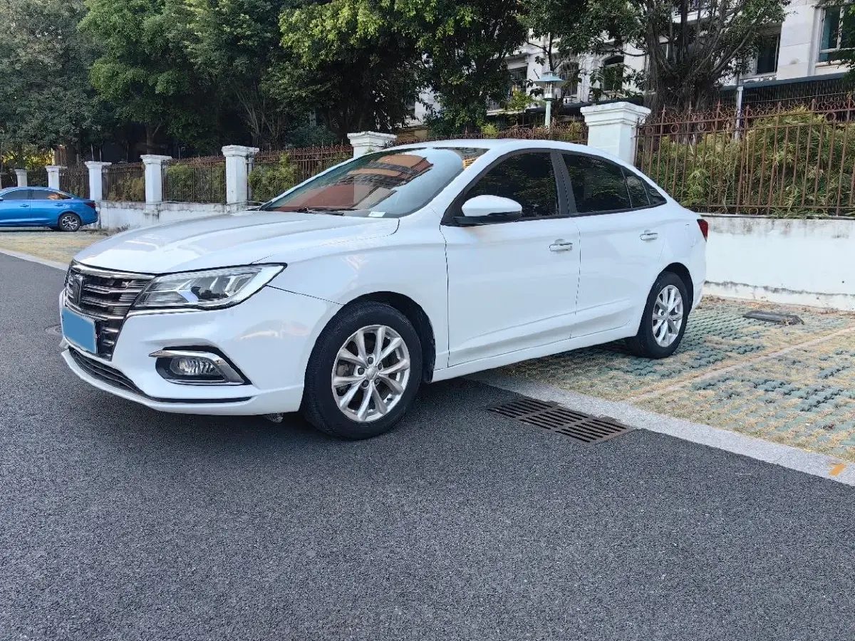 2020 Roewe i5 1.5L 120HP L4 CVT