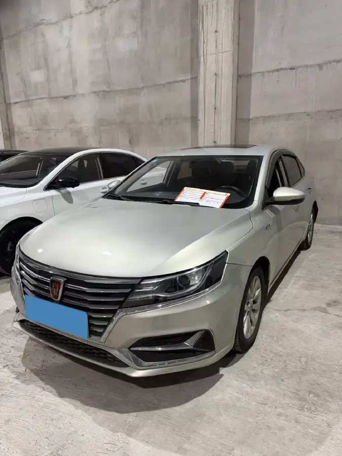 2017 Roewe i6 1.0T 125HP L3 2AT PHEV
