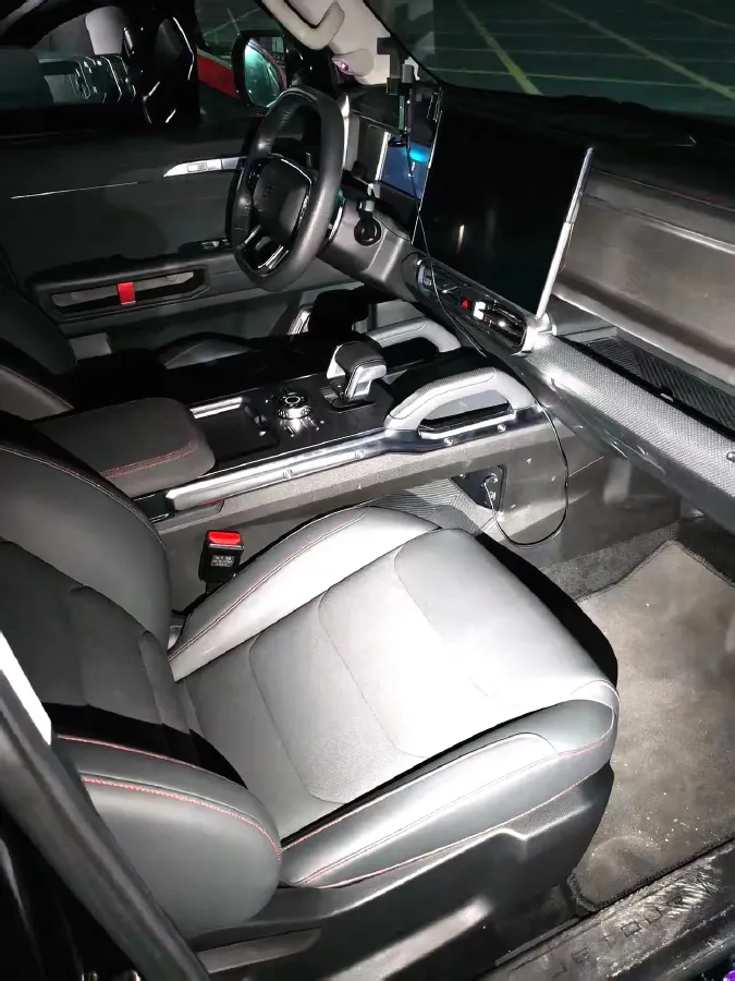 2023 Jetour Traveller 1.5T 184HP L4 7DCT,autocango,china used car exporter,china ev exporter,chinese used car exporter,chinese used ev exporter