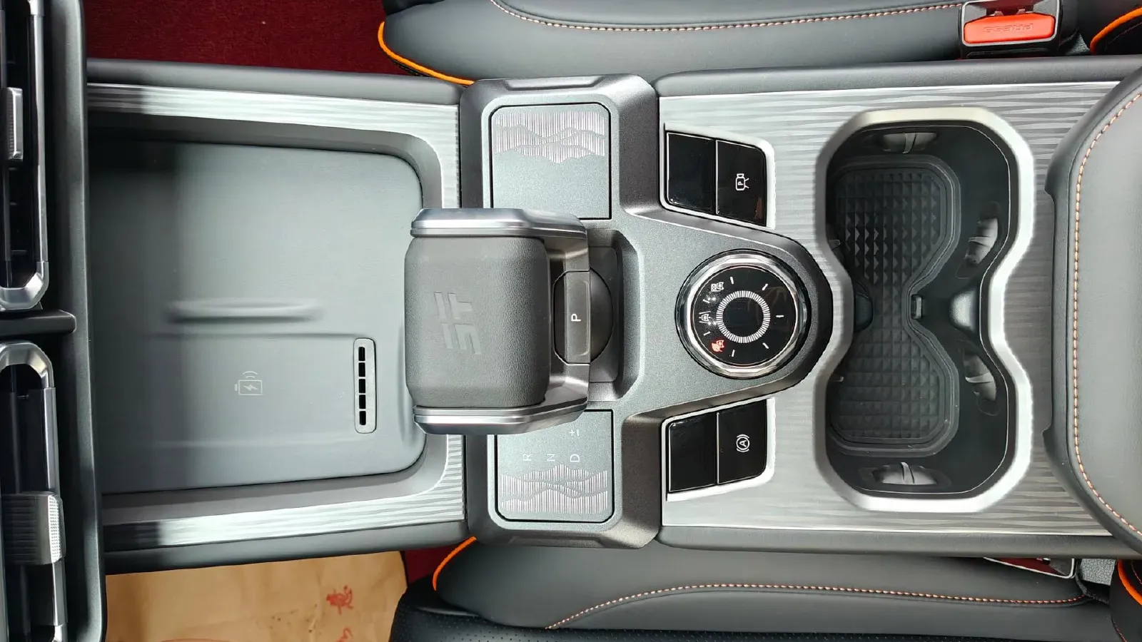 2025 Jetour Freeman 1.5T 184HP L4 7DCT,autocango,china used car exporter,china ev exporter,chinese used car exporter,chinese used ev exporter