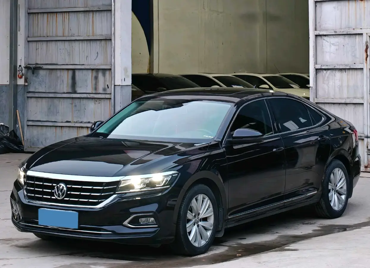 2020 Volkswagen Passat 2.0T 186HP L4 7DCT