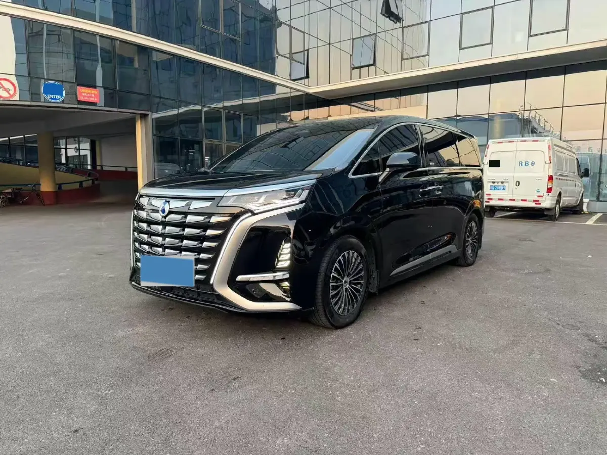 2024 Denza D9 1.5T 139HP L4 E-CVT PHEV 40KWH