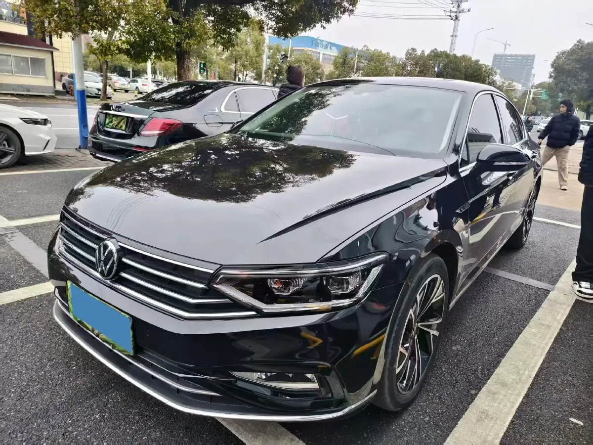 2020 Volkswagen Magotan 2.0T 186HP L4 7DCT