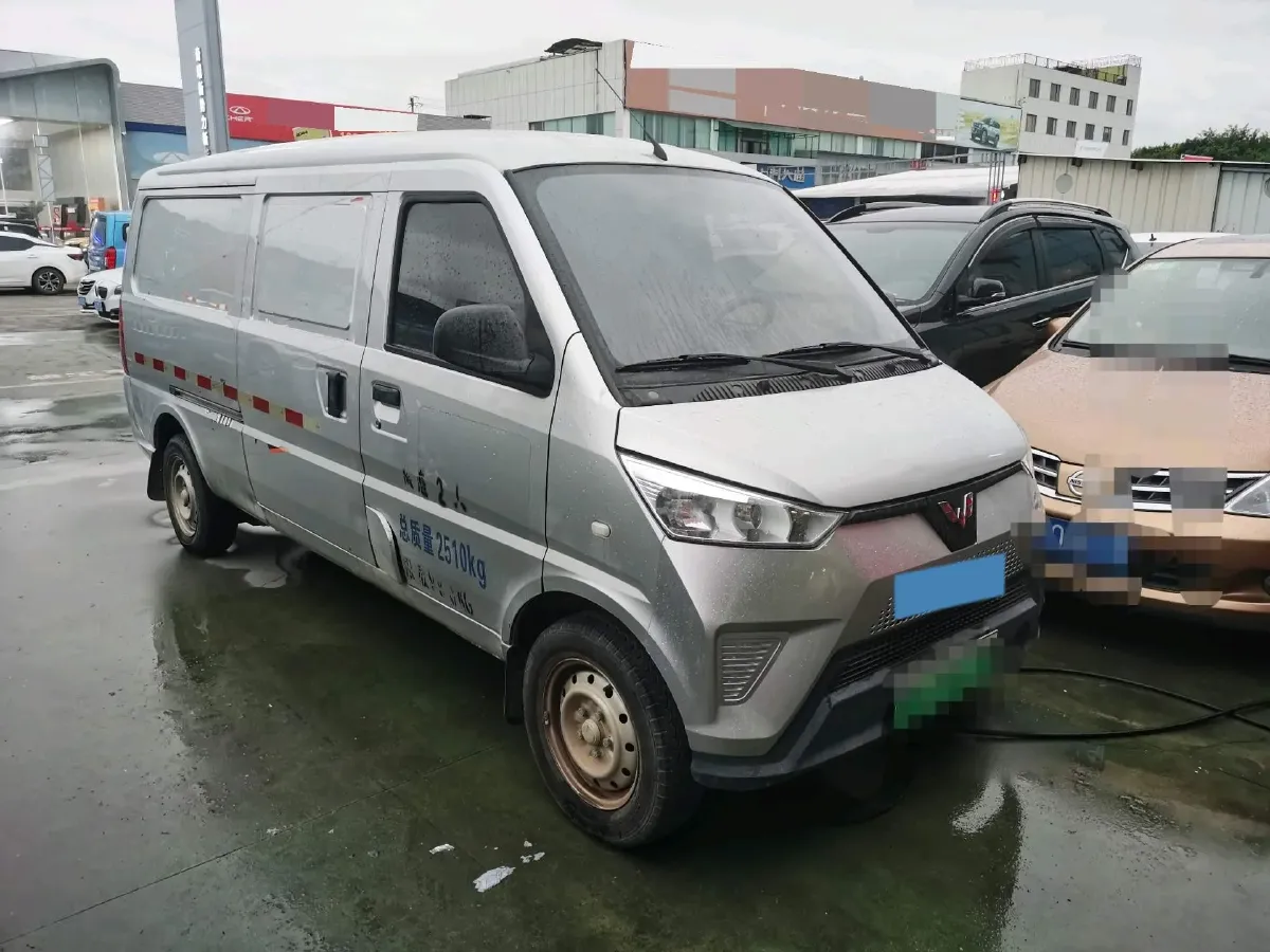 2022 WuLing EV50 BEV 35.904KWH,autocango,china used car exporter,china ev exporter,chinese used car exporter,chinese used ev exporter
