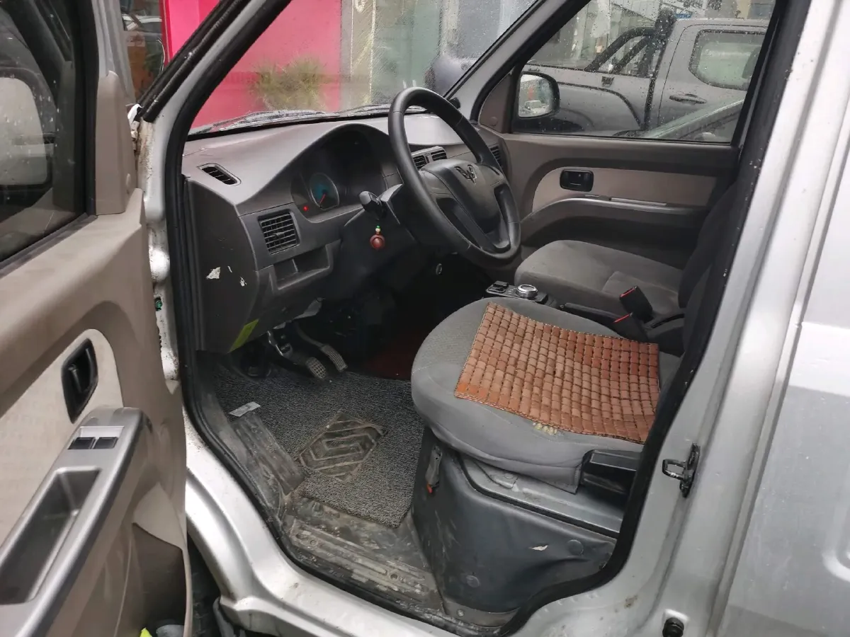 2022 WuLing EV50 BEV 35.904KWH,autocango,china used car exporter,china ev exporter,chinese used car exporter,chinese used ev exporter