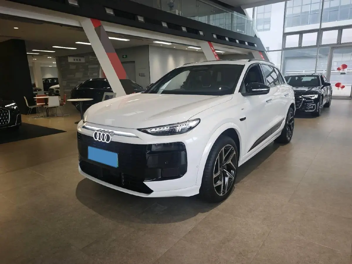2026 Audi Q6L Sportback e-tron BEV