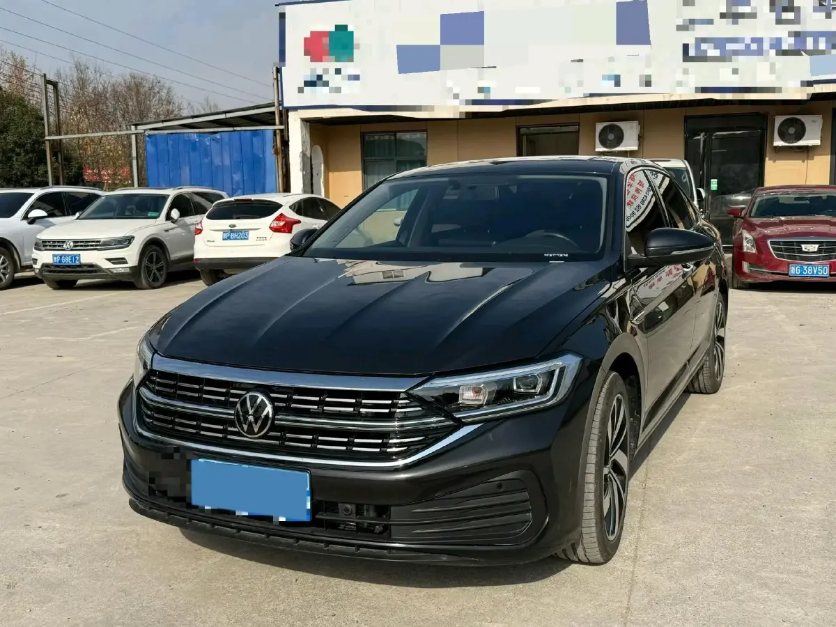 2025 Volkswagen Sagitar 1.5T 160HP L4 7DCT