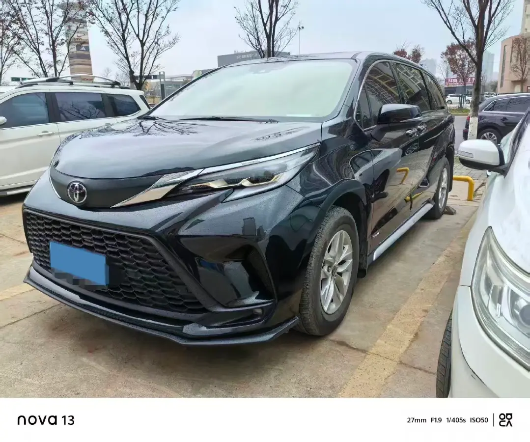 2024 Toyota Granvia 2.5L 189HP L4 E-CVT Hybrid