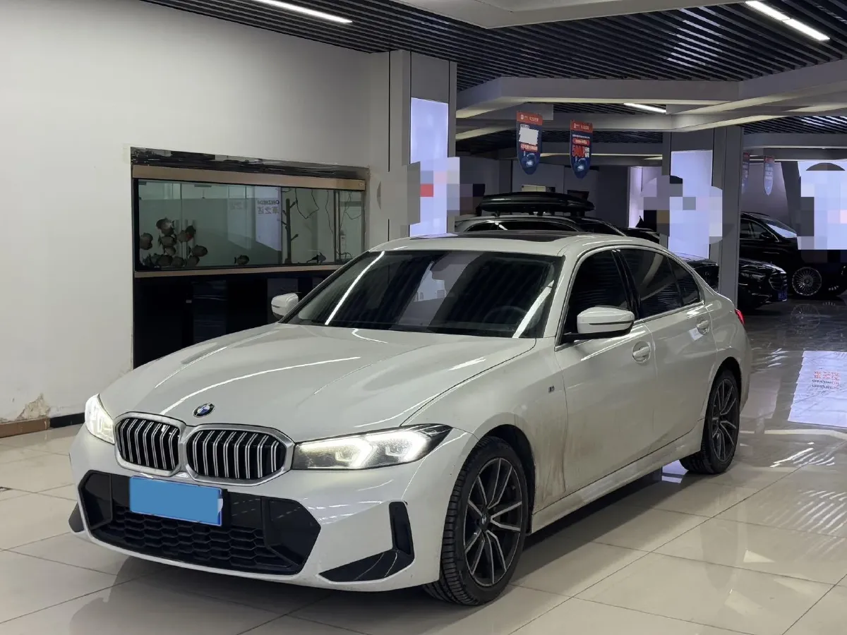2023 BMW 3 Series 2.0T 156HP L4 8AT,autocango,china used car exporter,china ev exporter,chinese used car exporter,chinese used ev exporter
