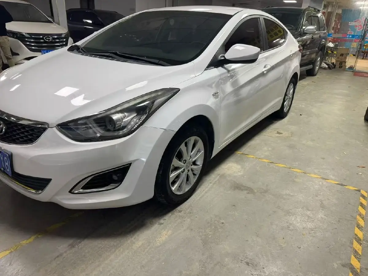 2016 Hyundai Elantra 1.6L 128HP L4 6AT