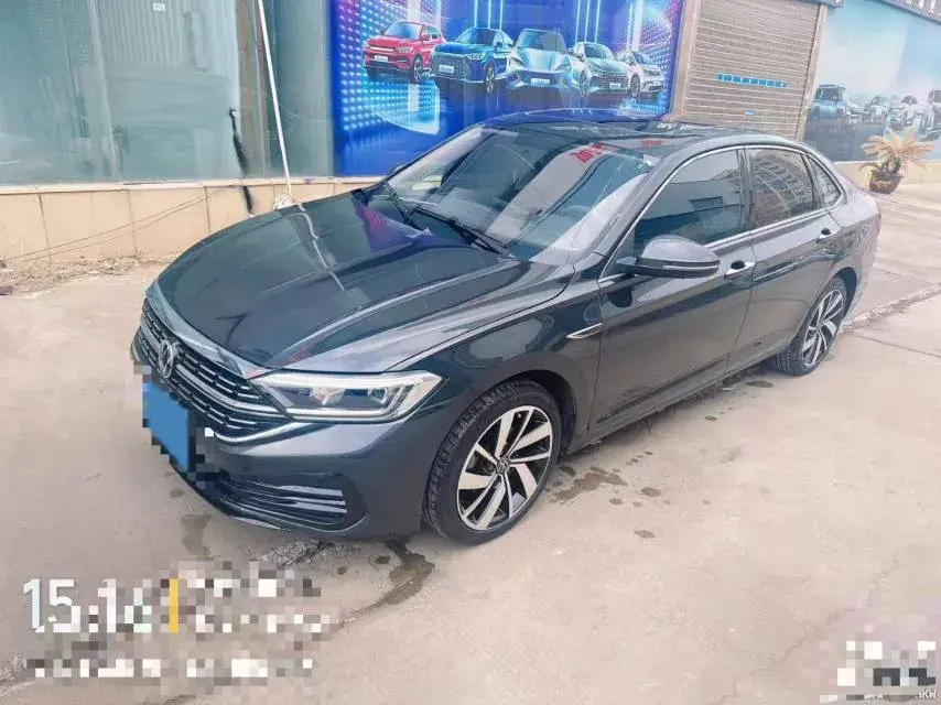 2025 Volkswagen Sagitar 1.5T 160HP L4 7DCT