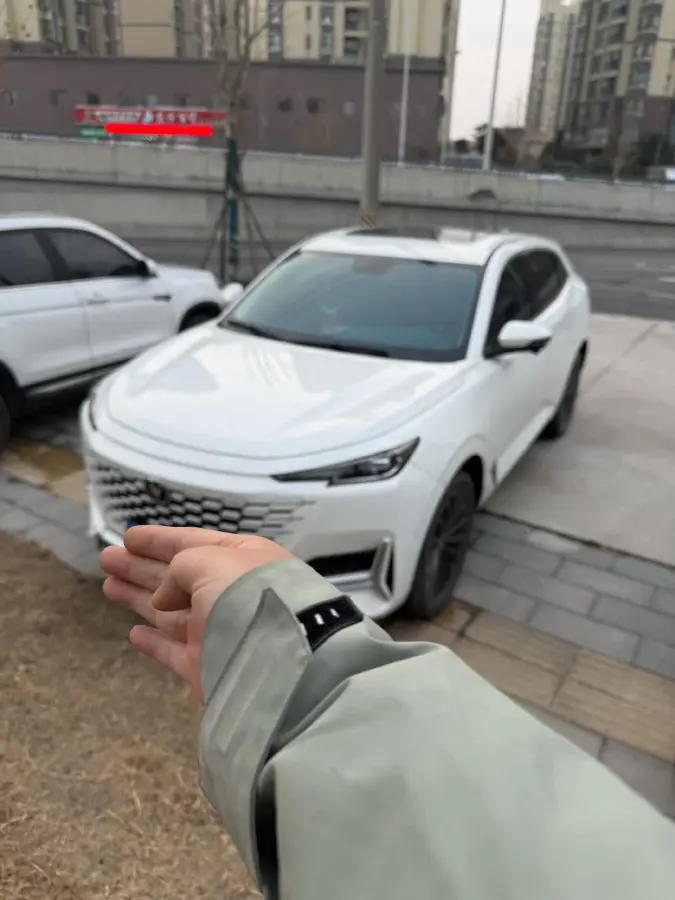 2023 ChangAn UNI-K 2.0T 233HP L4 8AT