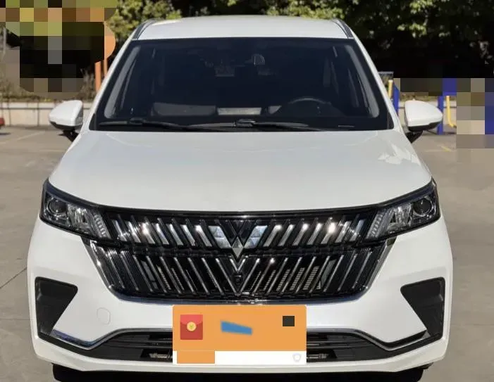 2022 WuLing JiaChen 1.5T 147HP L4 6MT,autocango,china used car exporter,china ev exporter,chinese used car exporter,chinese used ev exporter
