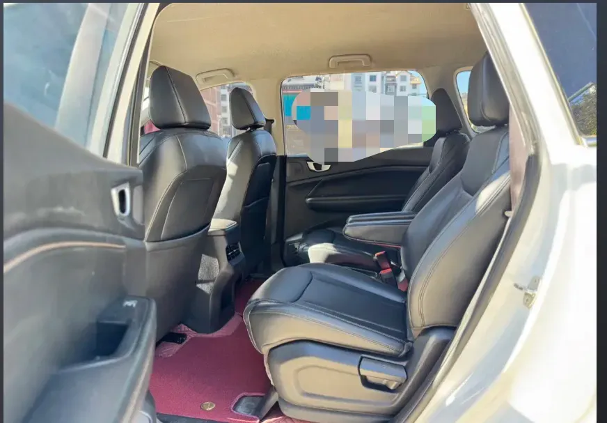 2022 WuLing JiaChen 1.5T 147HP L4 6MT,autocango,china used car exporter,china ev exporter,chinese used car exporter,chinese used ev exporter