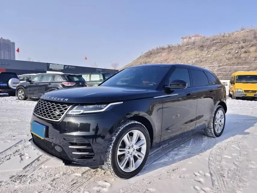 2022 Land Rover Range Rover Velar 2.0T 250HP L4 8AT