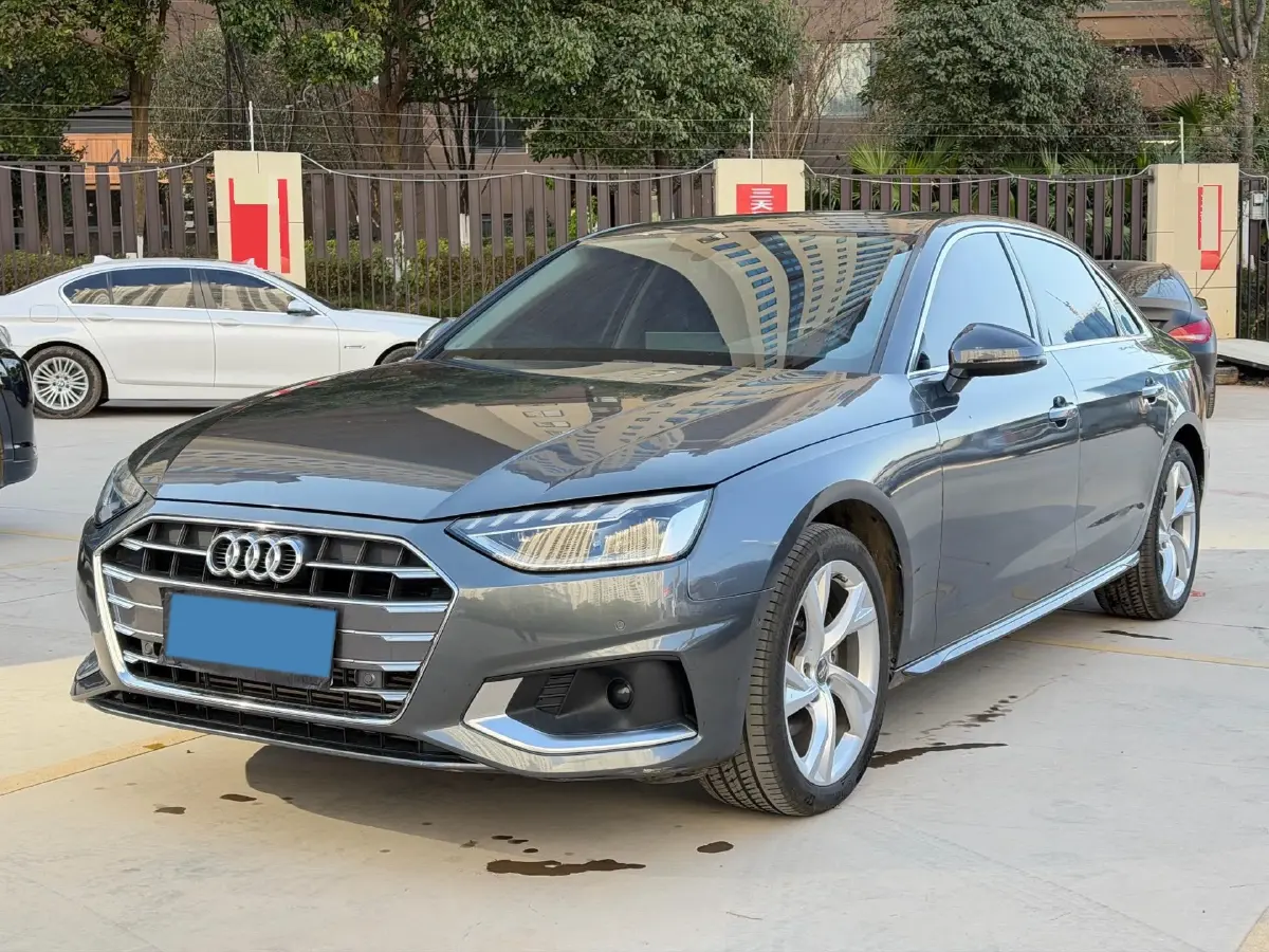 2020 Audi A4L 2.0T 190HP L4 7DCT