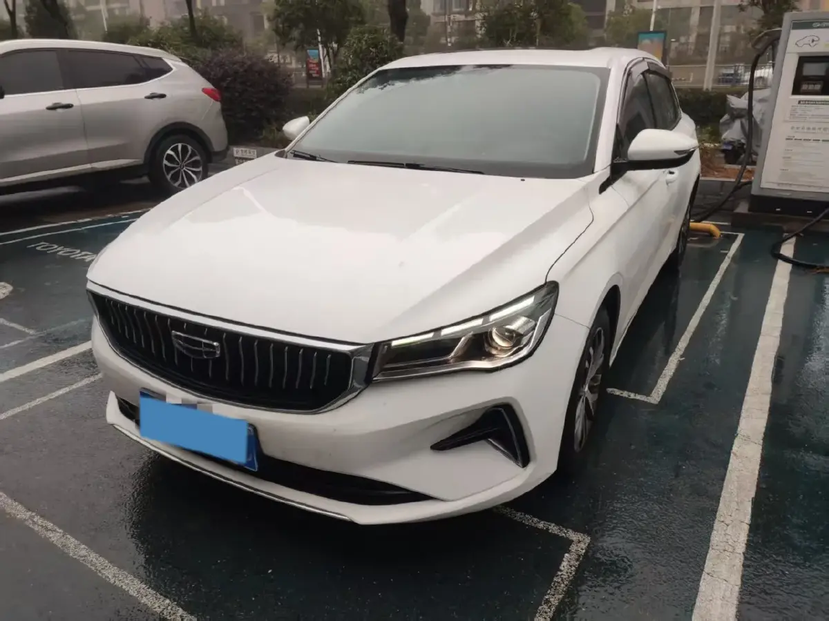 2022 Geely Emgrand 1.5L 114HP L4 5MT