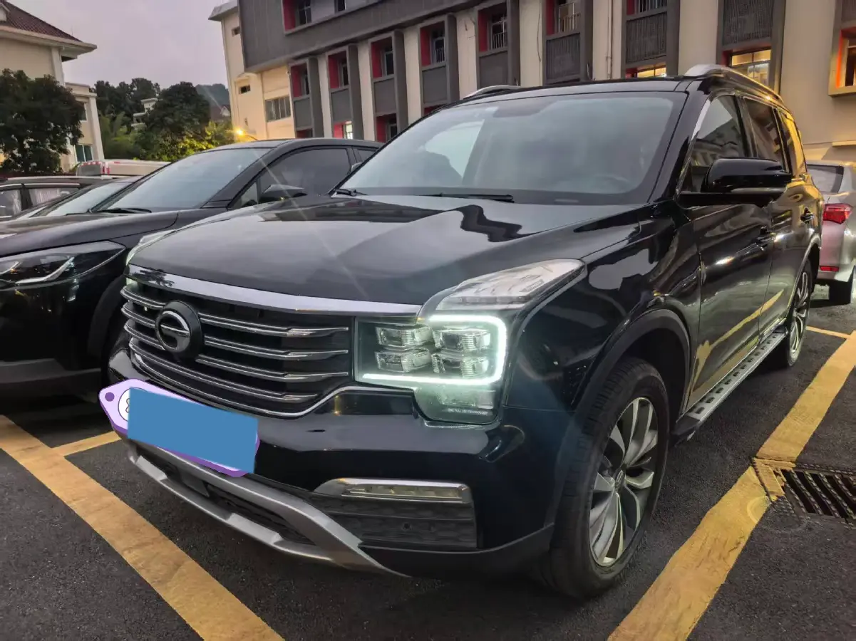 2017 GAC Trumpchi GS8 2.0T 201HP L4 6AT