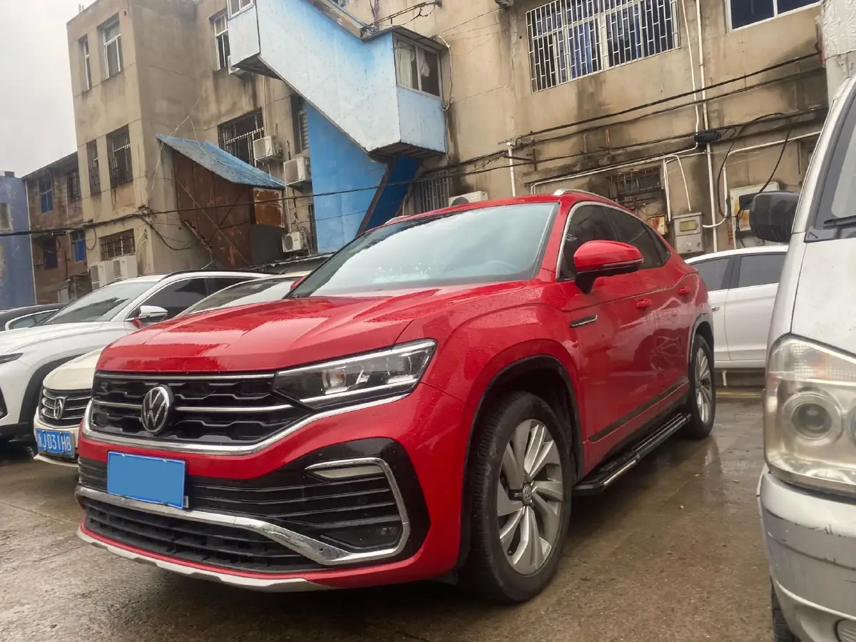 2020 Volkswagen Tayron X 2.0T 186HP L4 7DCT