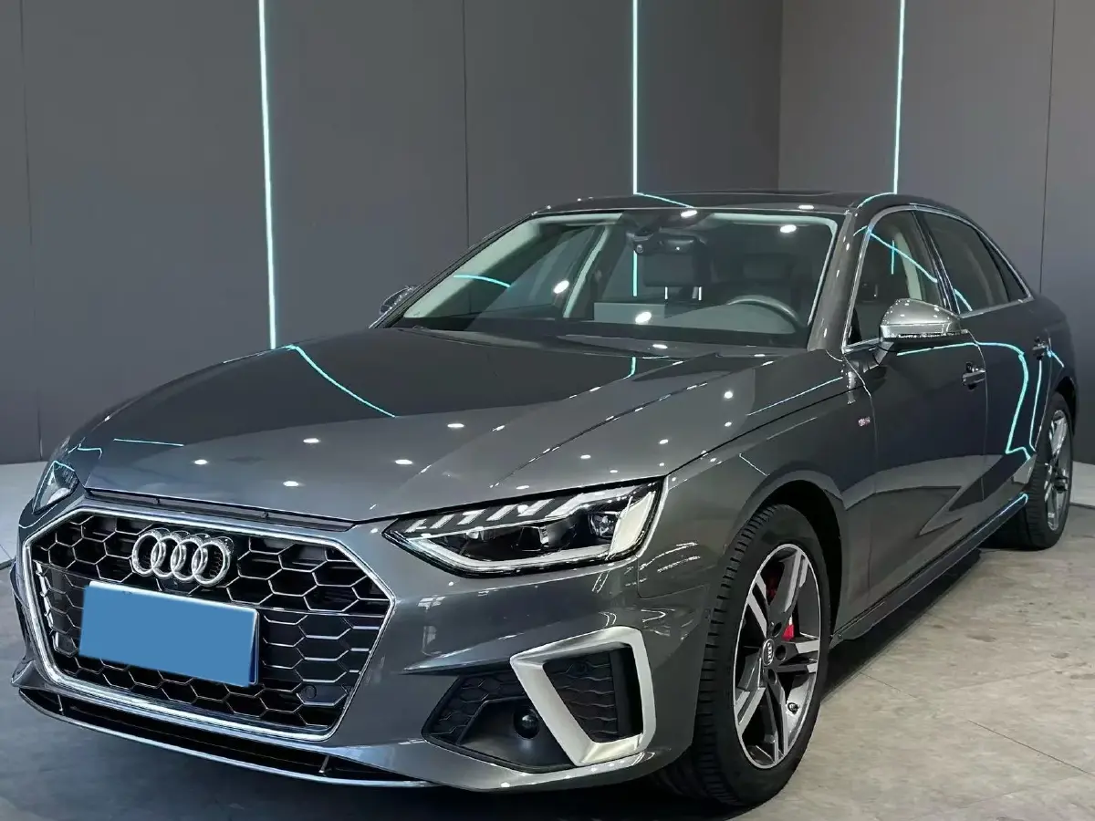 2020 Audi A4L 2.0T 190HP L4 7DCT
